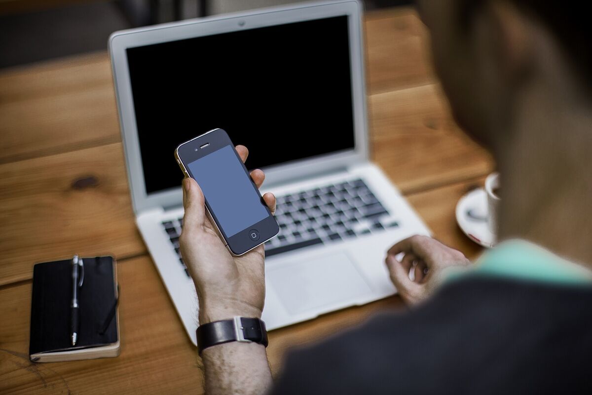 Konekt CRM/B2B — praćenje komercijalista